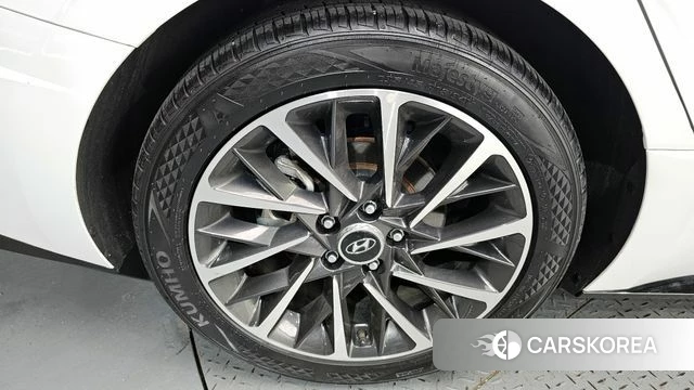 Hyundai Sonata (DN8) id 3877596 из Кореи 15