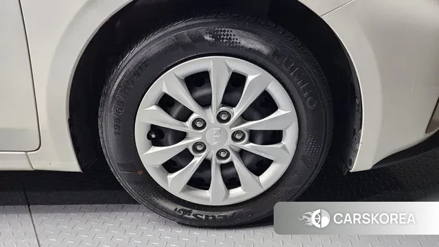 Kia Come New K3 id 3274638 из Кореи 15