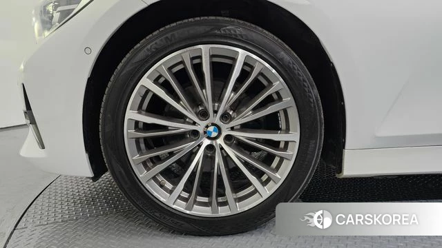 BMW 3 Series (G20) id 4018771 из Кореи 15