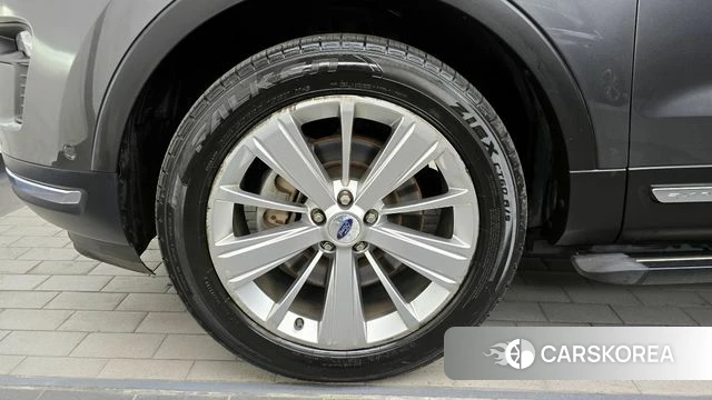 Ford Explorer id 3814345 из Кореи 15