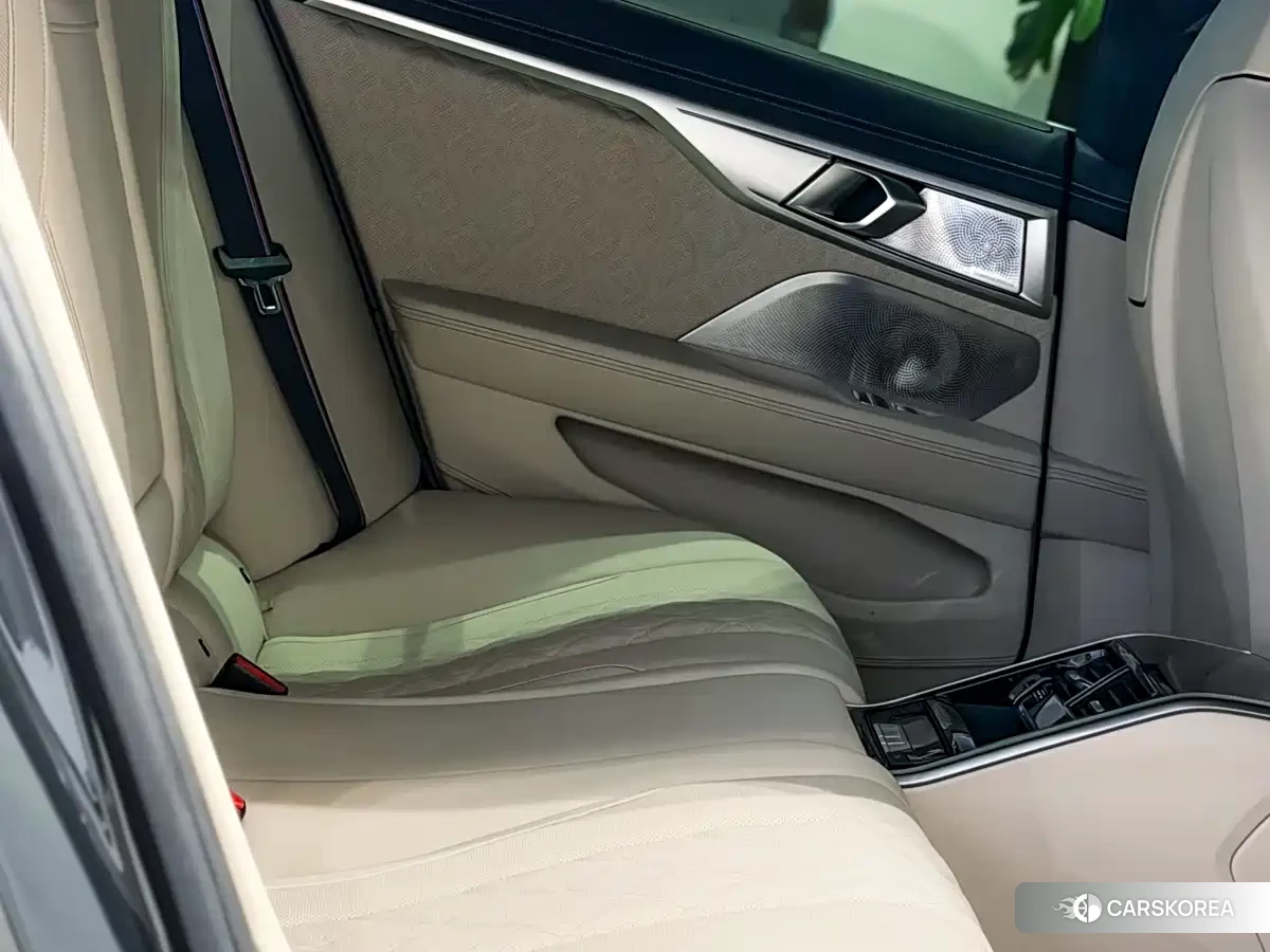 BMW M8 id 4655130 из Китая 22