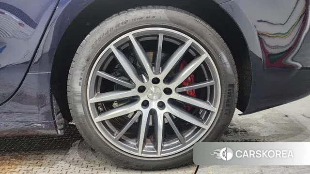 Maserati Ghibli id 3037935 из Кореи 15