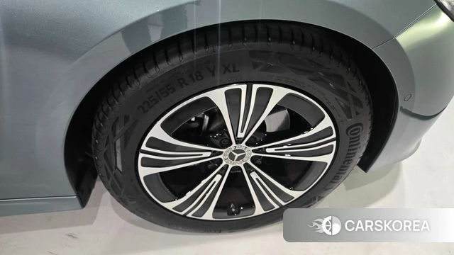 Mercedes-Benz E-Class W214 id 4177569 из Кореи 15