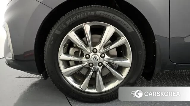 Kia The New Carnival id 2344039 из Кореи 15