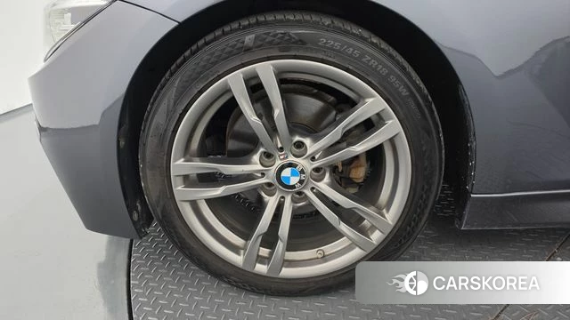 BMW 3 Series (F30) id 4837311 из Кореи 31