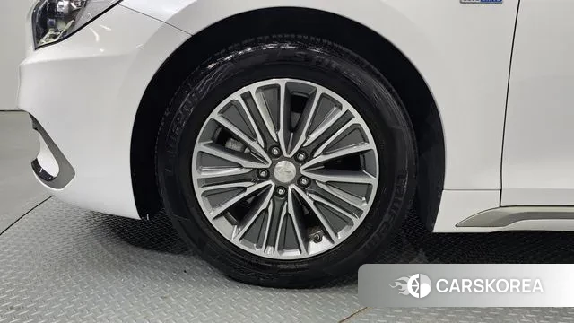 Hyundai Grandeur IG Hybrid id 2966268 из Кореи 15