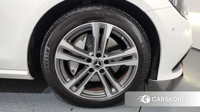 Mercedes-Benz E-Class W213 id 3686509 из Кореи 15