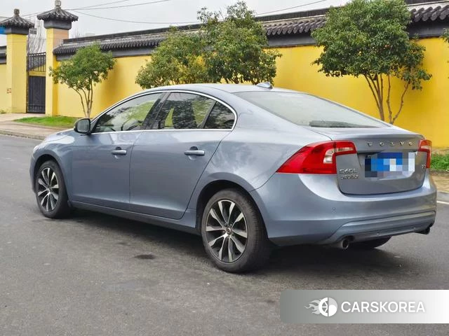 Volvo S60 2018 Синий из Китая, фото 5