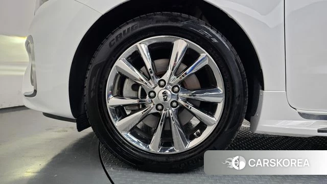 Kia The New Carnival id 4894778 из Кореи 31