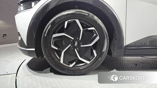 Hyundai Ionic 5 id 3915459 из Кореи 15