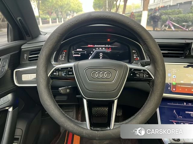 Audi A6L id 4259446 из Китая 26
