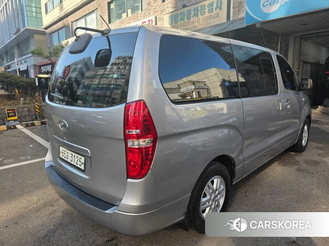 Hyundai The New Grand Starex id 3853646 из Кореи 10