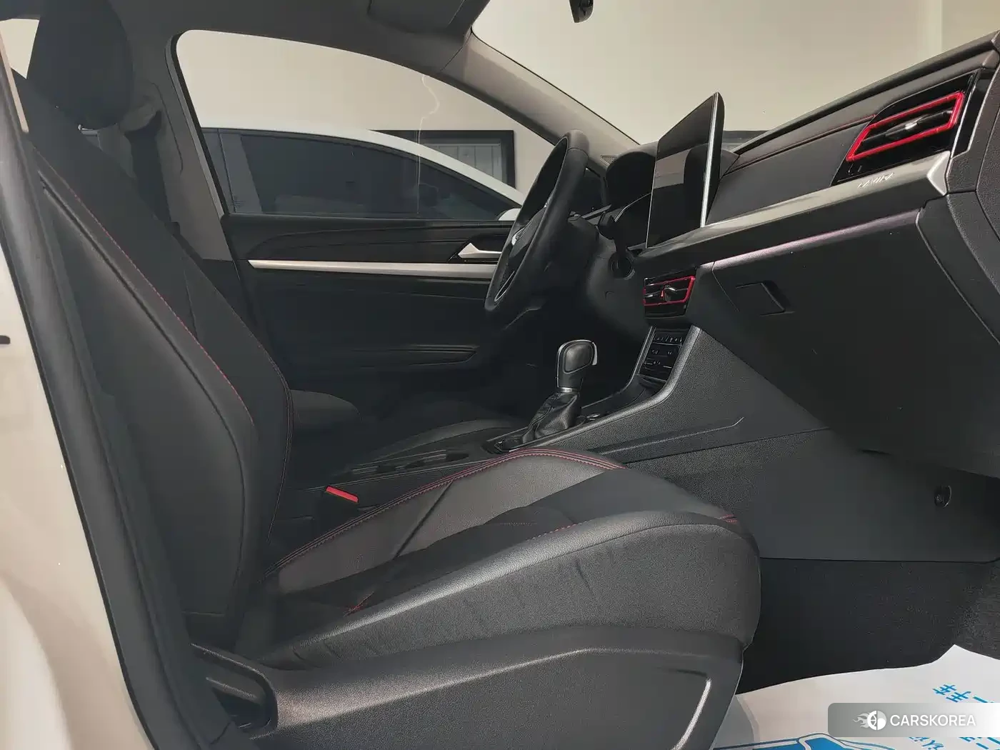 Volkswagen Lavida 2024 Белый из Китая, фото 5
