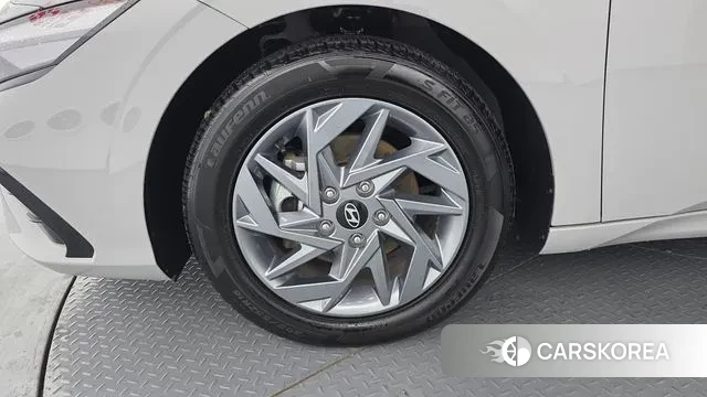 Hyundai The New Avante Hybrid (CN7) id 3758445 из Кореи 15