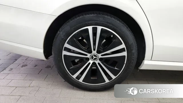 Mercedes-Benz E-Class W213 id 3567615 из Кореи 15