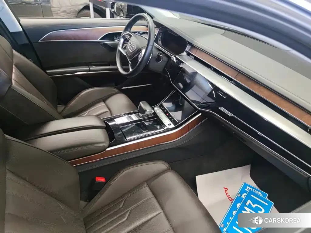 Audi A8 2020 Черный из Китая, фото 5