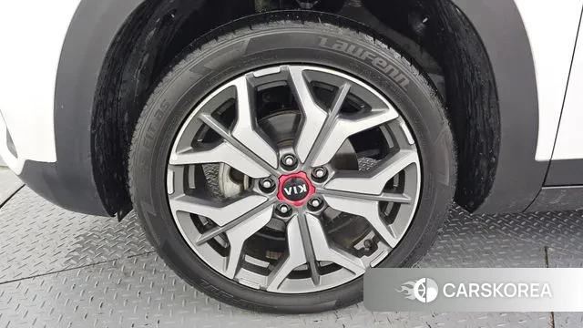 Kia Seltos id 3407845 из Кореи 15