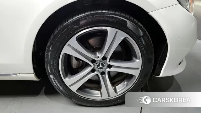 Mercedes-Benz E-Class W213 id 3009078 из Кореи 15