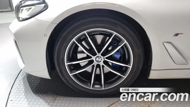 BMW 5 Series (G30) id 2874225 из Кореи 15