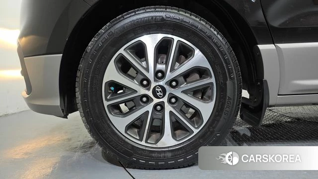Hyundai The New Grand Starex id 4251421 из Кореи 25