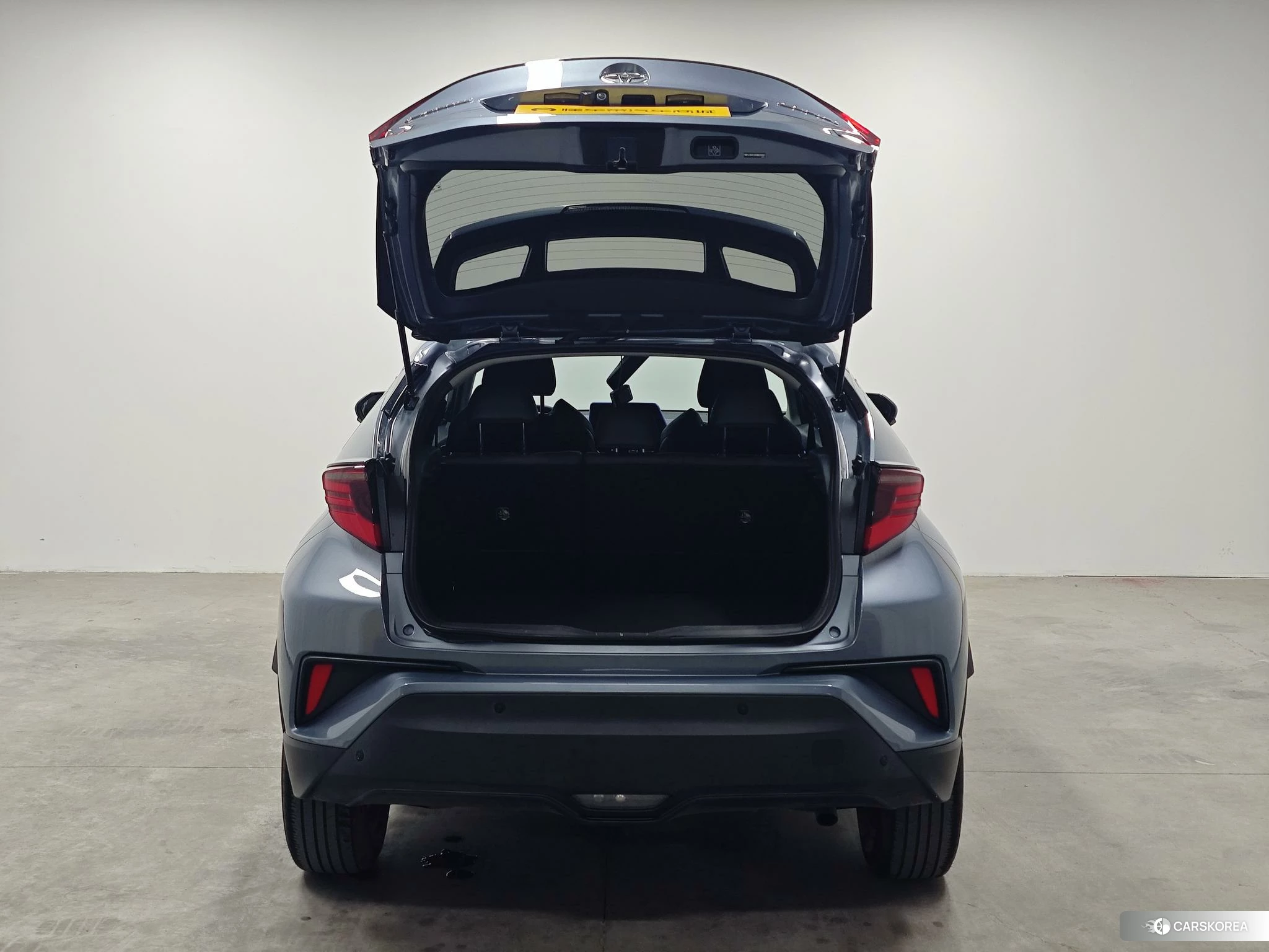 Toyota C-HR id 4473646 из Китая 15