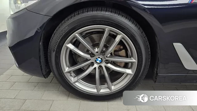 BMW 5 Series (G30) id 3520180 из Кореи 15