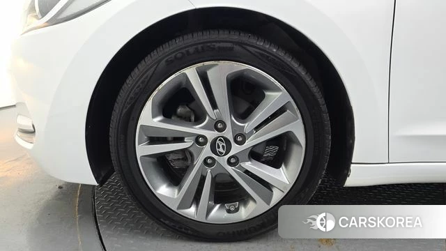 Hyundai Avante AD id 4626429 из Кореи 15