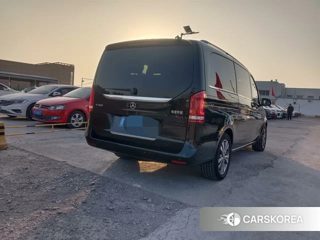 Mercedes-Benz V-class id 3882267 из Китая 13