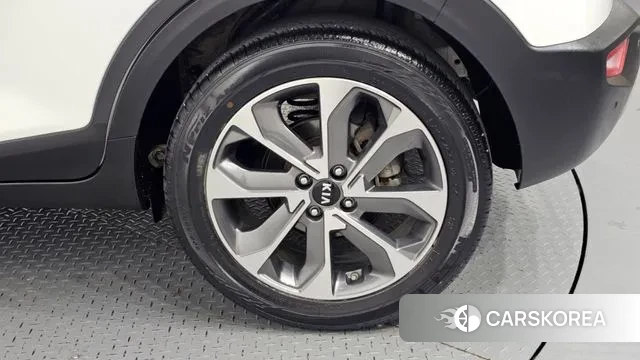 Kia Stonic id 3439676 из Кореи 15