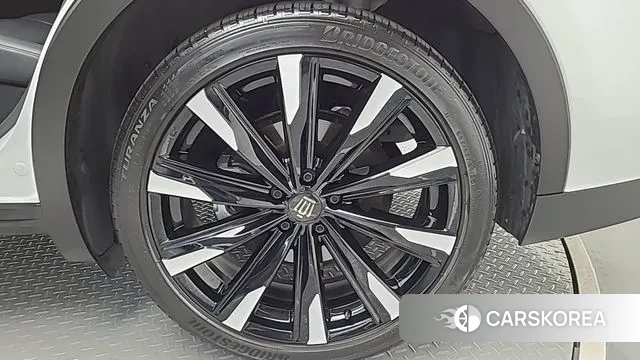 Toyota Crown Crossover id 3185346 из Кореи 12