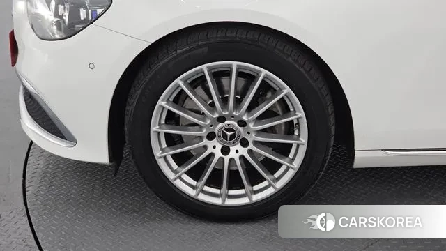 Mercedes-Benz E-Class W213 id 3727366 из Кореи 15