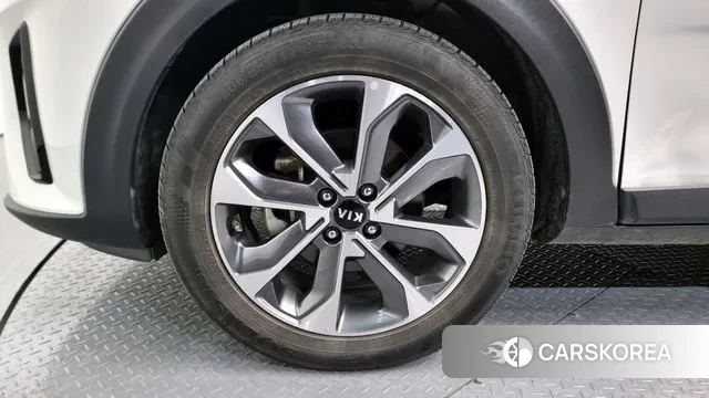 Kia Stonic id 3494676 из Кореи 15