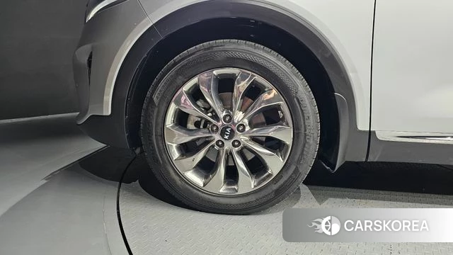 Kia The New Sorento id 4471671 из Кореи 15