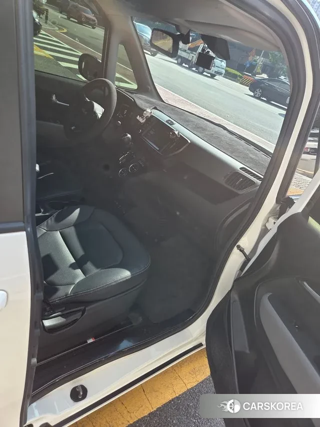 Kia The New Kia Ray 2023 Белый из Кореи, фото 5