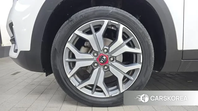 Kia Seltos id 3661289 из Кореи 15