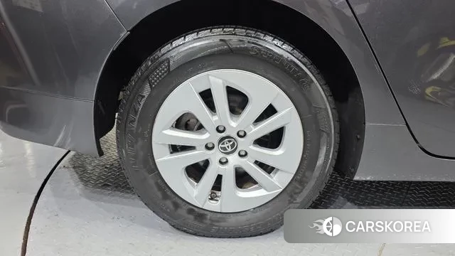 Toyota Prius 4th Generation id 3703915 из Кореи 15