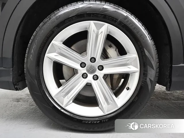 Audi Q8 (4M) id 3367280 из Кореи 15