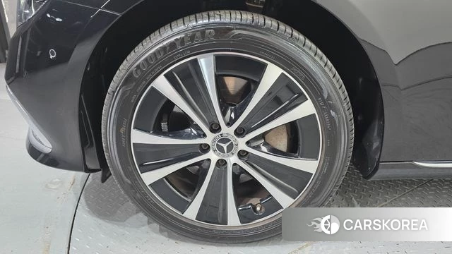 Mercedes-Benz E-Class W213 id 4482147 из Кореи 27