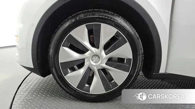 Tesla Model Y id 3121673 из Кореи 15