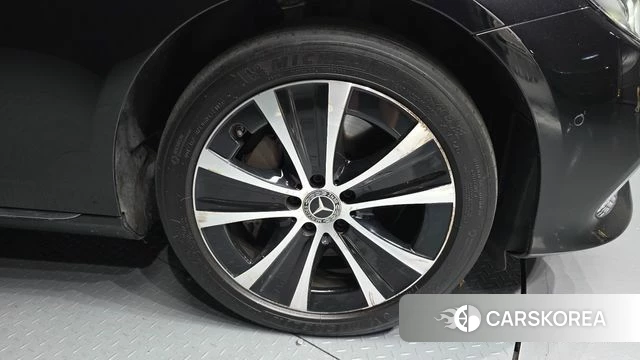 Mercedes-Benz E-Class W213 id 4482471 из Кореи 28