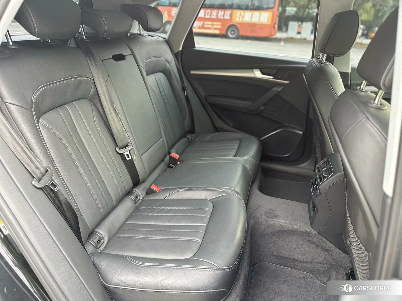 Audi Q5L id 4441311 из Китая 45