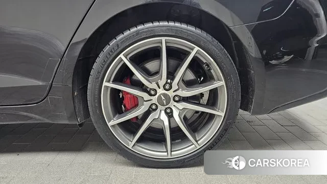 Genesis G70 id 3465085 из Кореи 15