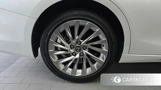 Lexus ES300h 7th generation id 4516017 из Кореи 28