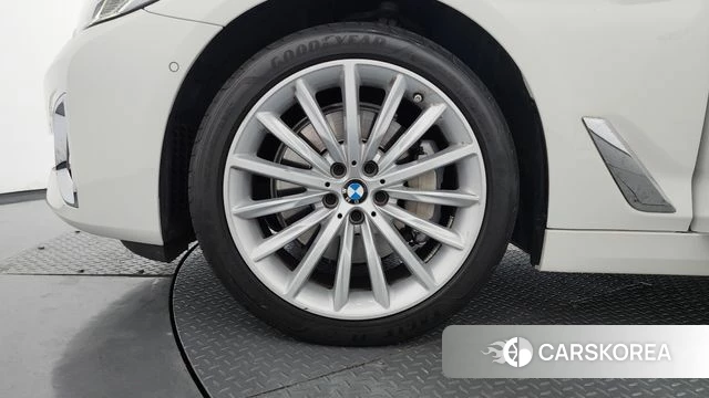 BMW 5 Series (G30) id 4835186 из Кореи 27