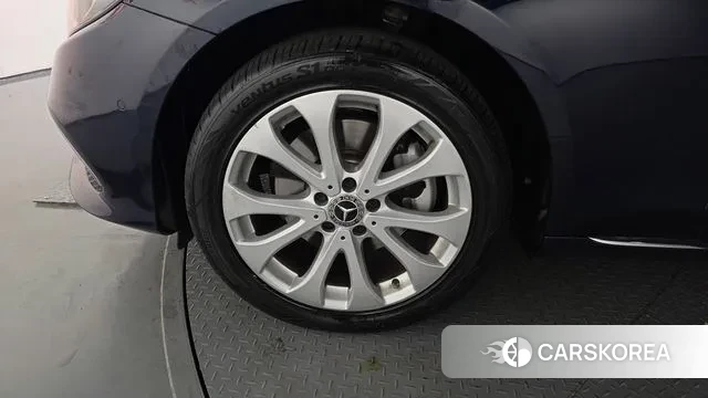 Mercedes-Benz E-Class W213 id 3588667 из Кореи 15