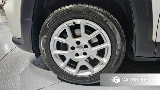 Jeep Renegade id 3801275 из Кореи 15