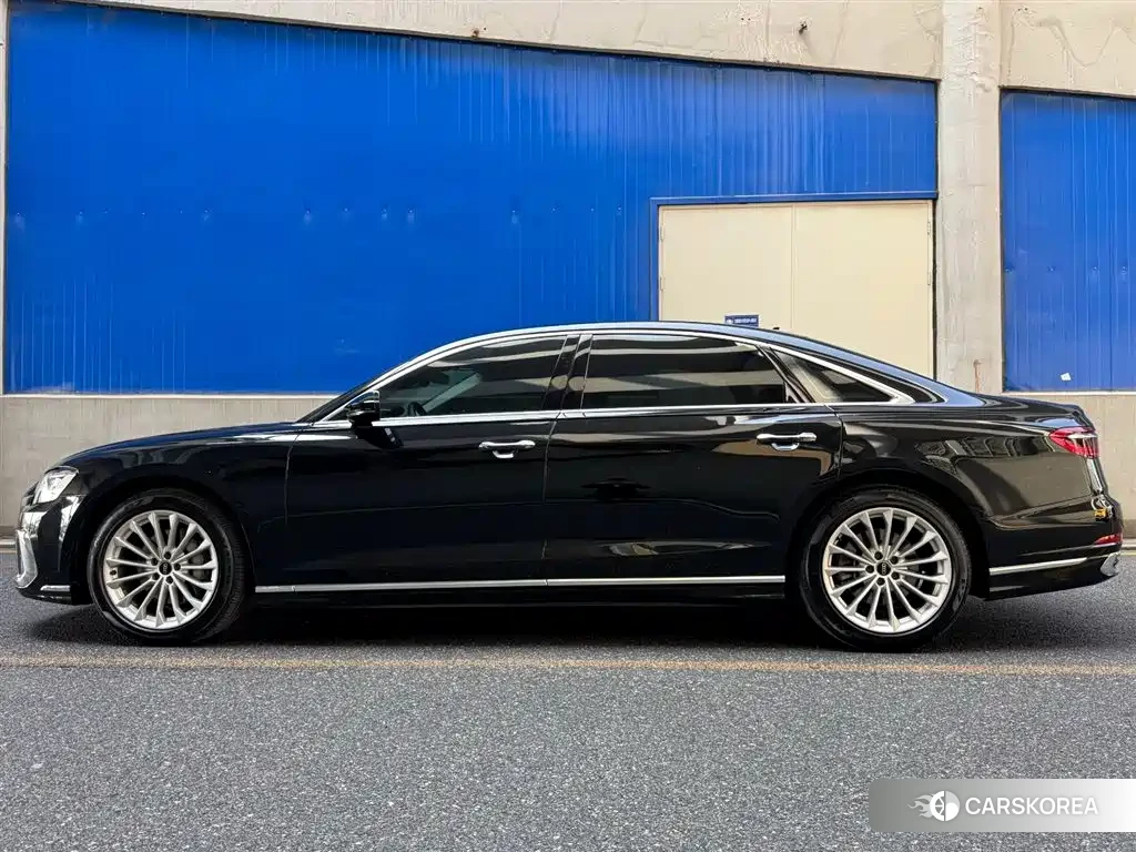 Audi A8 id 4607018 из Китая 11