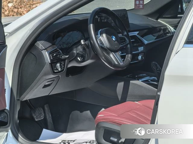 BMW 5 series 2021 Белый из Китая, фото 5