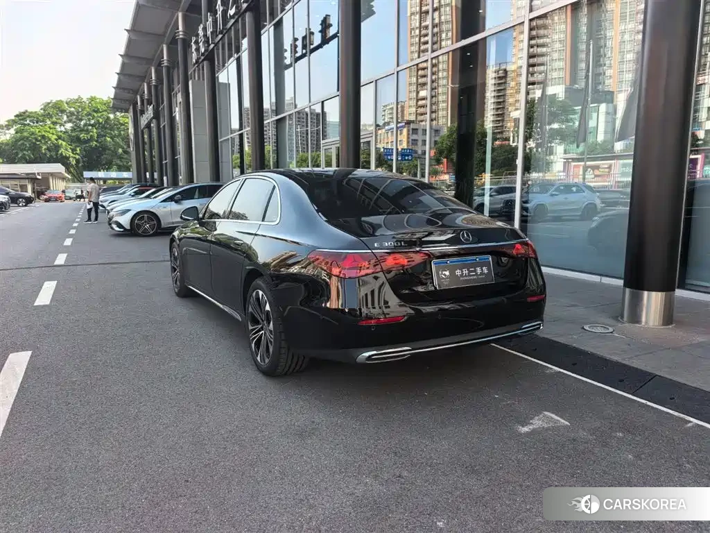 Mercedes-Benz E-Class id 4680580 из Китая 7