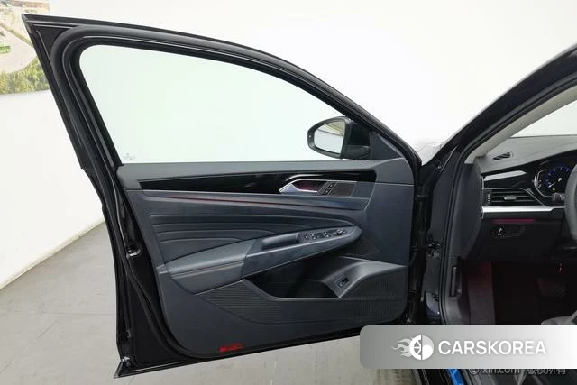 Volkswagen Passat id 4279119 из Китая 19